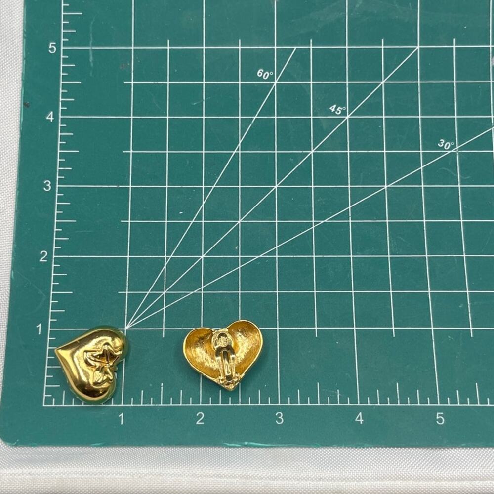 Givenchy Logo Gold tone HEART Shape Clip-On Earrings Vintage - Picture 6 of 8